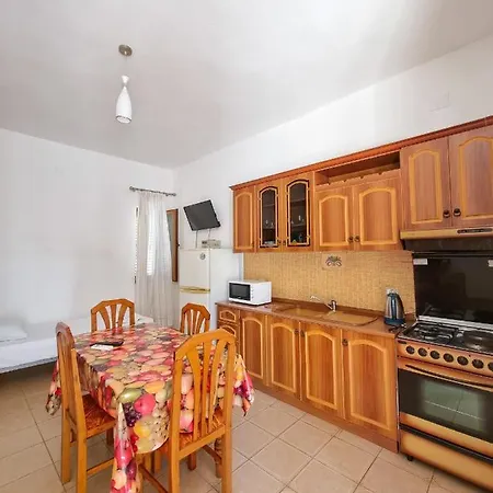 Apartment Celaj *