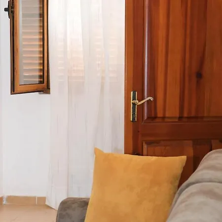 Apartment Celaj *