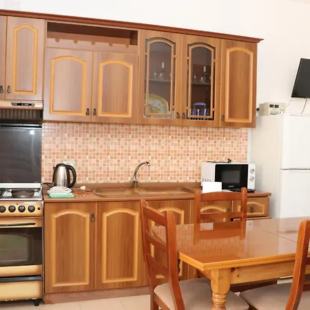 Daire Velipoje Apartment Celaj