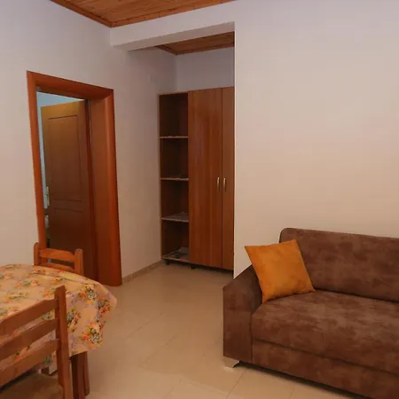 Velipoje Apartment Celaj Daire
