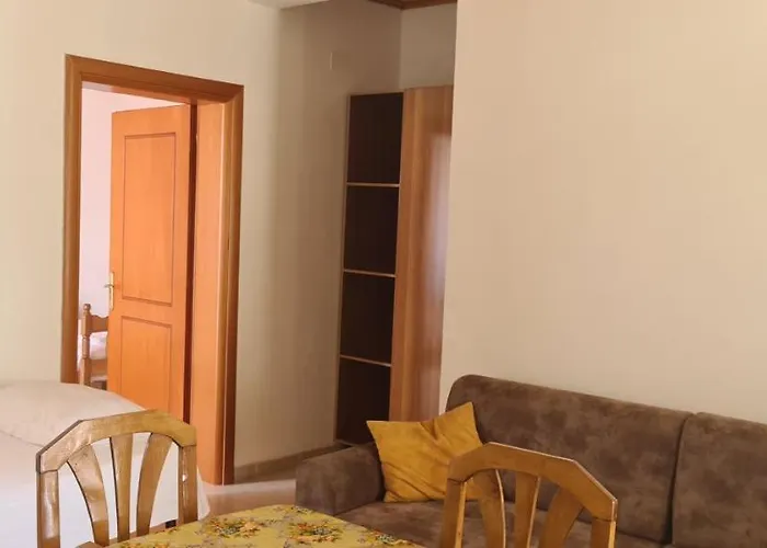 Apartament Celaj Velipojë