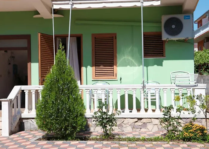 Celaj Apartament Velipojë